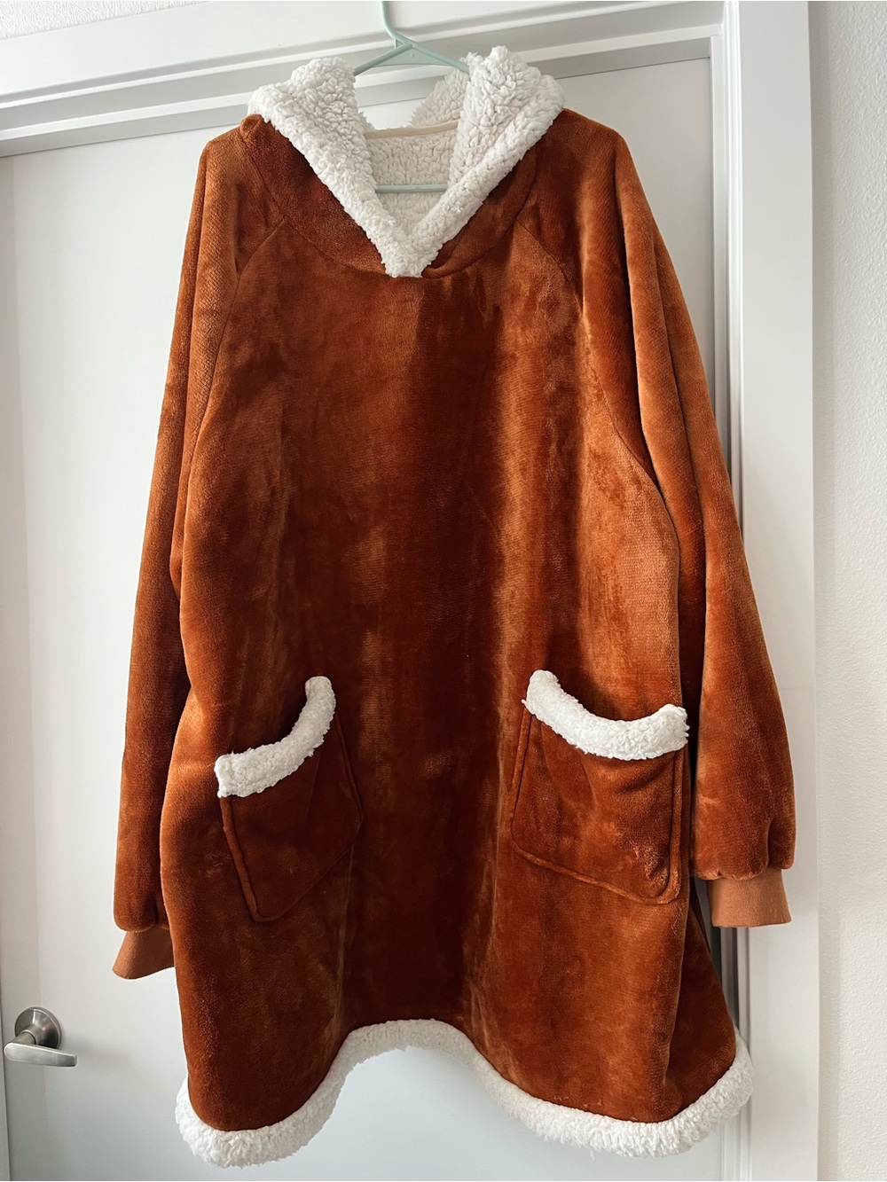 Bedsure Hooded Sherpa Pullover Robe Sweatshirt - Rust Brown